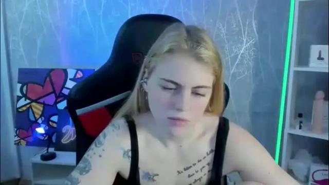 Image 10 of jolly_doll_ Stream on Chaturbate on 1 month ago