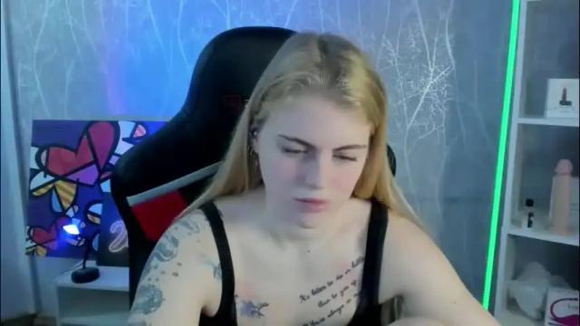 Image 6 of jolly_doll_ Stream on Chaturbate on 1 month ago