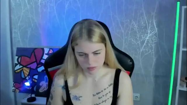 Image 6 of jolly_doll_ Stream on Chaturbate on 1 month ago