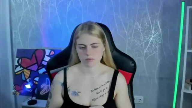 Image 8 of jolly_doll_ Stream on Chaturbate on 1 month ago