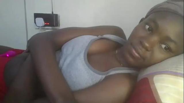 Image 10 of jollynabeb Stream on Chaturbate on 9 days ago
