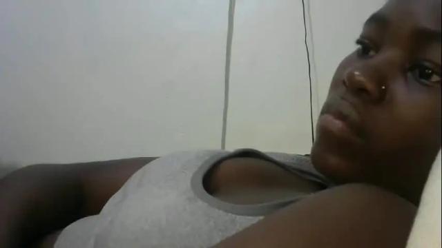 Image 2 of jollynabeb Stream on Chaturbate on 12 days ago