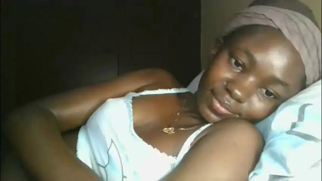 Image 3 of jollynabeb Stream on Chaturbate on 1 month ago