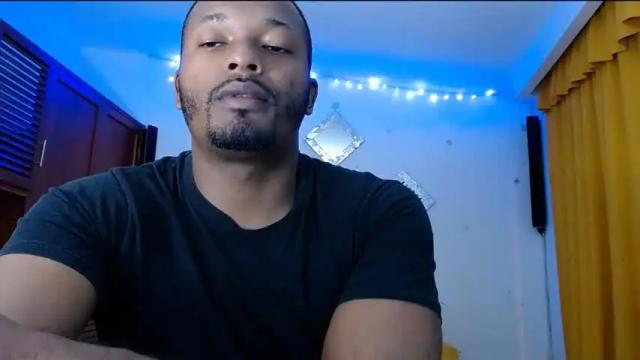 Image 10 of jonathan_y_kristal Stream on Chaturbate on 19 months ago