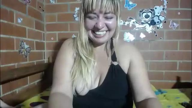 Image 4 of jones_scarlet Stream on Chaturbate on 2 months ago