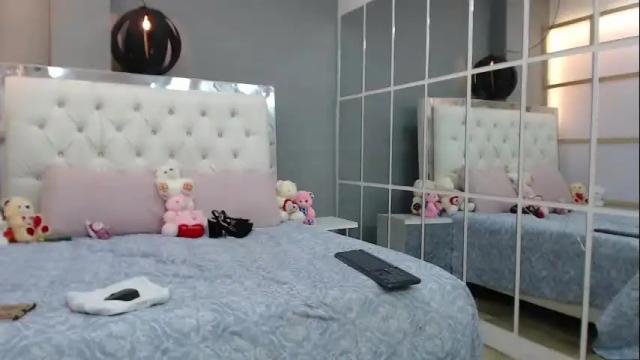 Image 4 of jordantwinky Stream on Chaturbate on 19 months ago