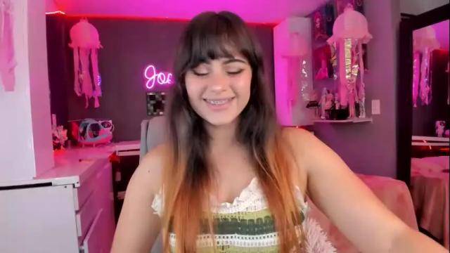 Image 4 of joselynsweet Stream on Chaturbate on 2 months ago