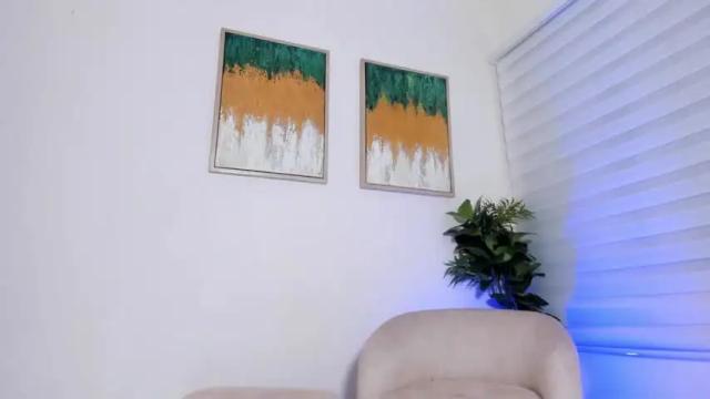 Image 2 of joss_caprice Stream on Chaturbate on 17 days ago
