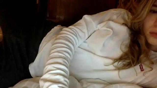 Image 10 of jovovich_milla Stream on Chaturbate on 16 months ago