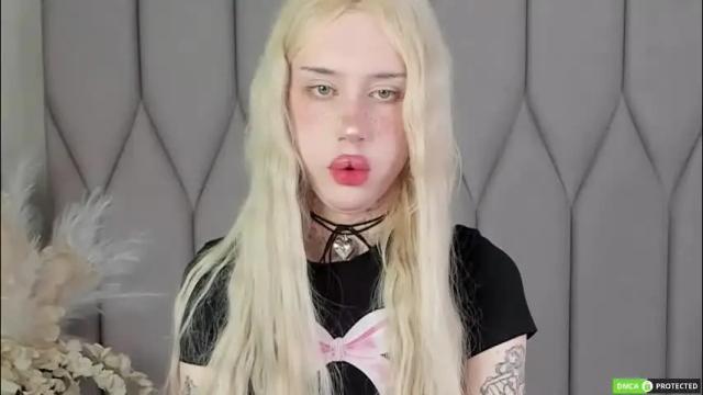 Image 2 of joybarker Stream on Chaturbate on 1 month ago