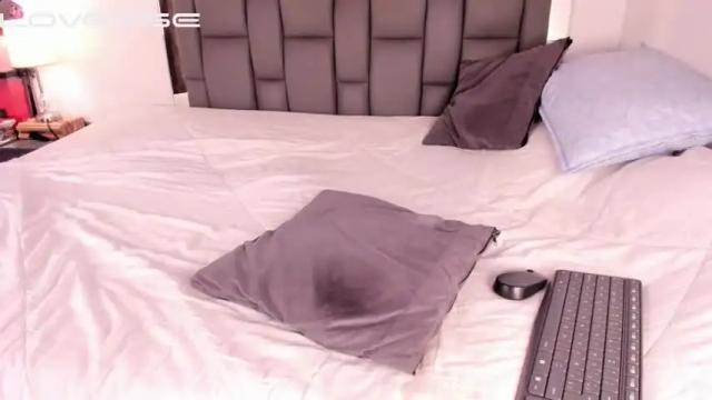 Image 12 of joyce_park_ Stream on Chaturbate on 13 months ago