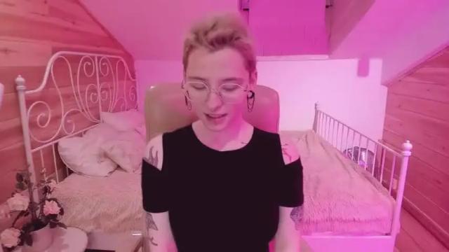 Image 4 of joyful_ruth Stream on Chaturbate on 15 months ago