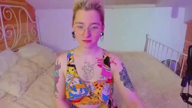 Image 3 of joyful_ruth Stream on Chaturbate on 14 months ago