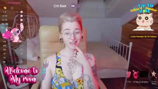 Image 7 of joyful_ruth Stream on Chaturbate on 13 months ago