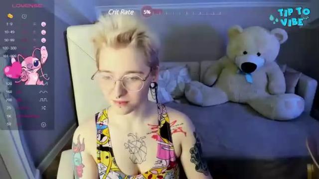 Image 3 of joyful_ruth Stream on Chaturbate on 13 months ago