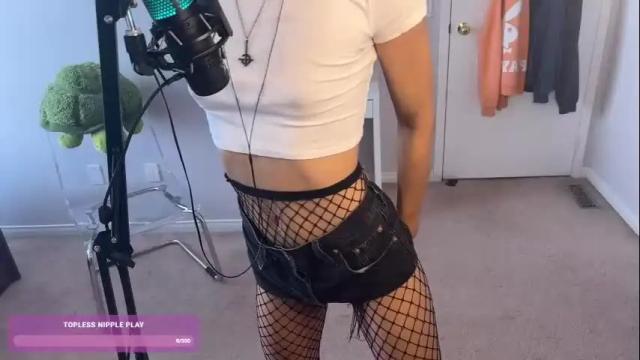 Image 6 of joystickjackie Stream on Chaturbate on 3 months ago
