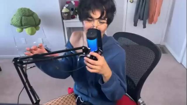 Image 10 of joystickjackie Stream on Chaturbate on 2 months ago