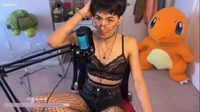 Thumbnail 1, joystickjackie's Stream at Chaturbate, 1 month ago