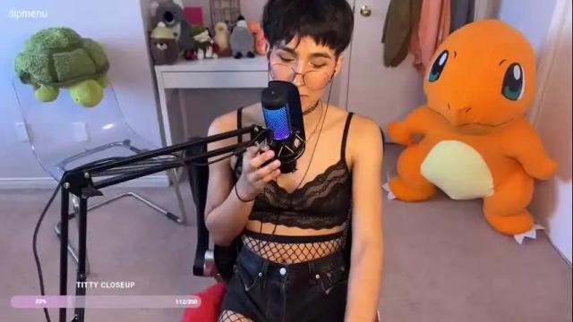 Image 10 of joystickjackie Stream on Chaturbate on 1 month ago