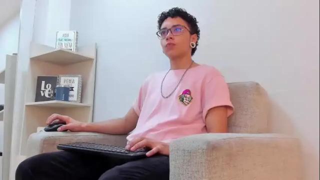 Image 2 of jp_colleman Stream on Chaturbate on 1 month ago