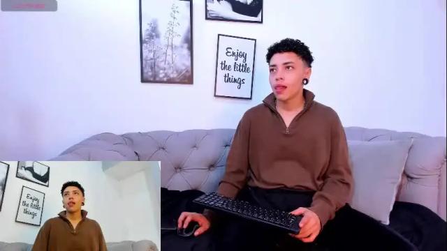 Image 2 of jp_colleman Stream on Chaturbate on 1 month ago