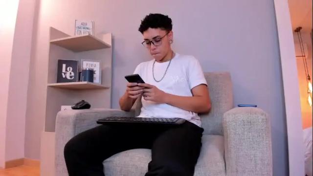 Image 3 of jp_colleman Stream on Chaturbate on 24 days ago