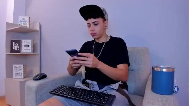 Image 3 of jp_colleman Stream on Chaturbate on 20 days ago