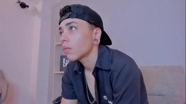 Image 3 of jp_colleman Stream on Chaturbate on 17 days ago