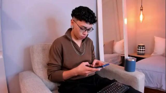 Image 3 of jp_colleman Stream on Chaturbate on 12 days ago