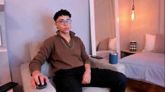 Image 8 of jp_colleman Stream on Chaturbate on 12 days ago