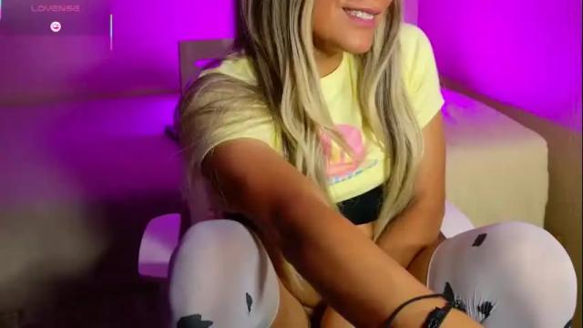 Image 12 of jpeggyc Stream on Chaturbate on 1 month ago