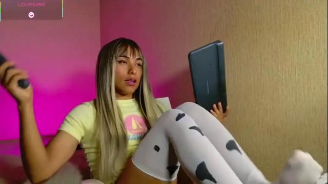 Image 7 of jpeggyc Stream on Chaturbate on 1 month ago