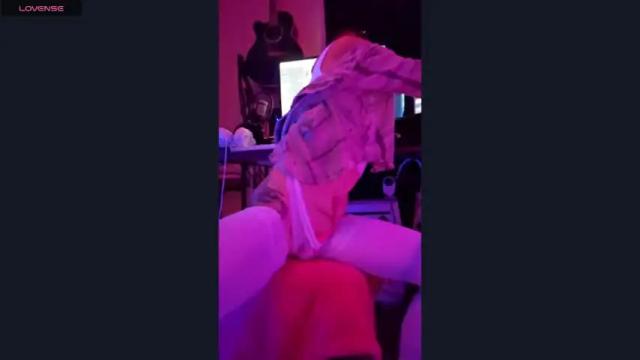 Image 6 of jream_evol Stream on Chaturbate on 16 months ago