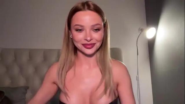 Image 3 of js_girls Stream on Chaturbate on 1 month ago