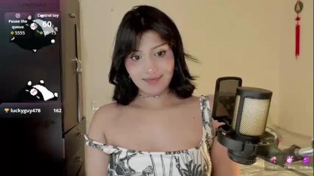 Image 4 of ju_kyung Stream on Chaturbate on 2 months ago