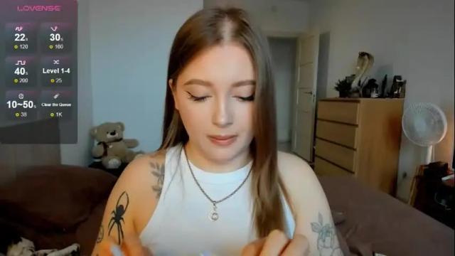 Image 4 of ju_lii Stream on Chaturbate on 1 month ago