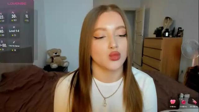 Image 12 of ju_lii Stream on Chaturbate on 1 month ago