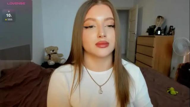 Image 3 of ju_lii Stream on Chaturbate on 1 month ago