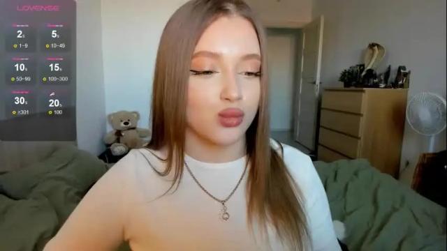 Image 10 of ju_lii Stream on Chaturbate on 1 month ago