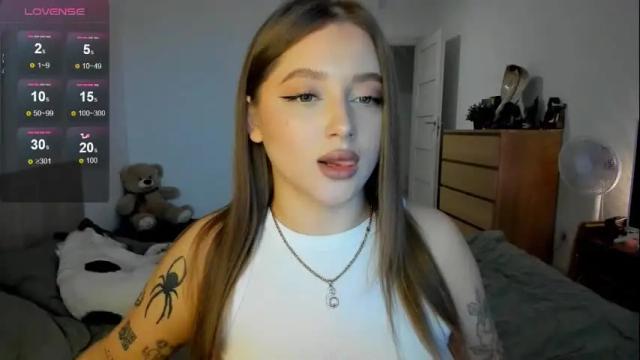 Image 10 of ju_lii Stream on Chaturbate on 1 month ago