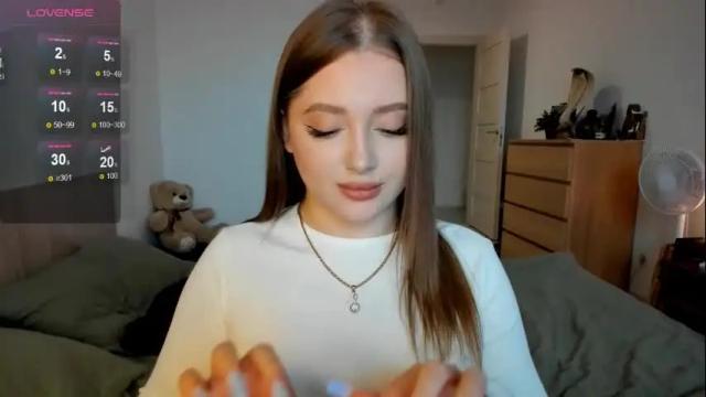 Image 10 of ju_lii Stream on Chaturbate on 1 month ago