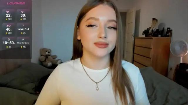 Image 12 of ju_lii Stream on Chaturbate on 1 month ago