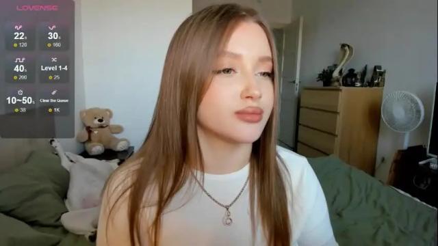 Image 2 of ju_lii Stream on Chaturbate on 1 month ago