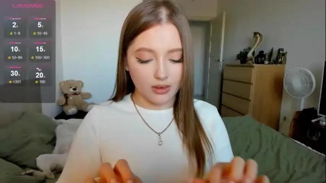 Image 6 of ju_lii Stream on Chaturbate on 1 month ago