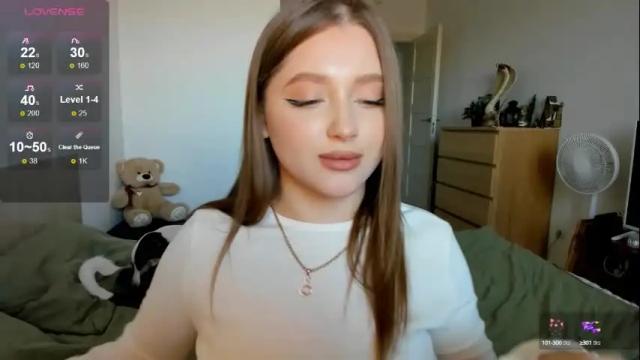 Image 7 of ju_lii Stream on Chaturbate on 1 month ago