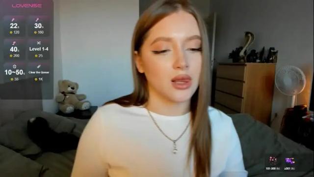 Image 10 of ju_lii Stream on Chaturbate on 1 month ago