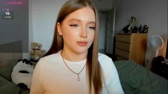 Image 3 of ju_lii Stream on Chaturbate on 1 month ago