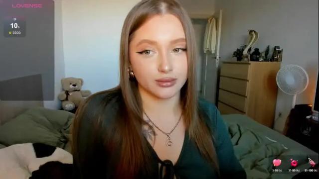 Image 12 of ju_lii Stream on Chaturbate on 27 days ago