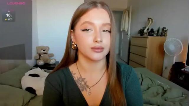 Image 8 of ju_lii Stream on Chaturbate on 27 days ago