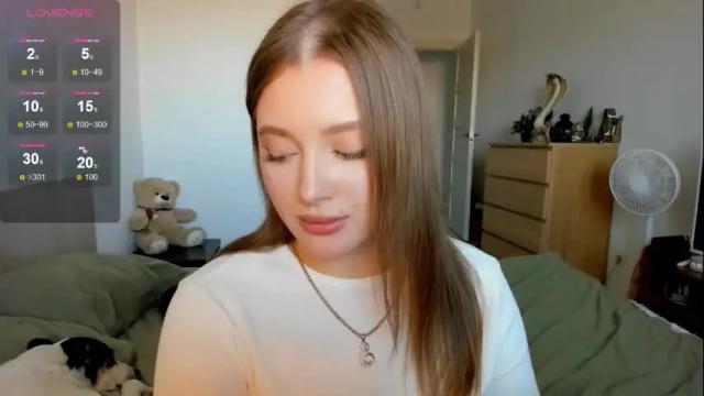Image 4 of ju_lii Stream on Chaturbate on 26 days ago